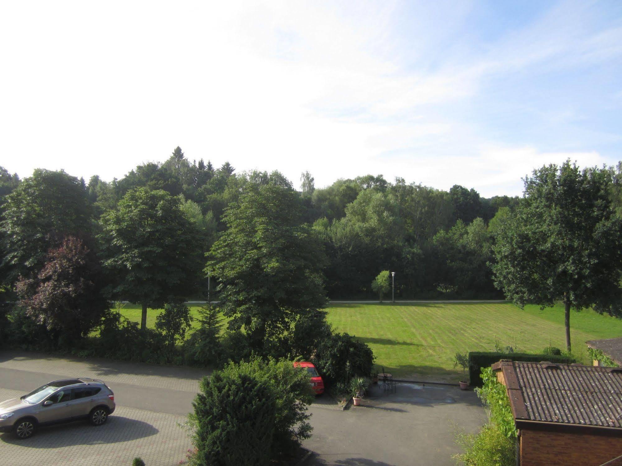 Landgasthof Goldene Rose Grub am Forst Exterior foto